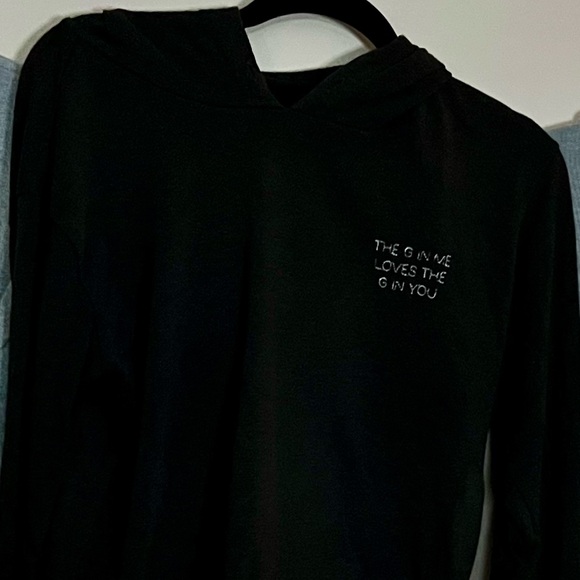 Spiritual Gangster Sweatshirts and Split Top - Picture 5 of 12